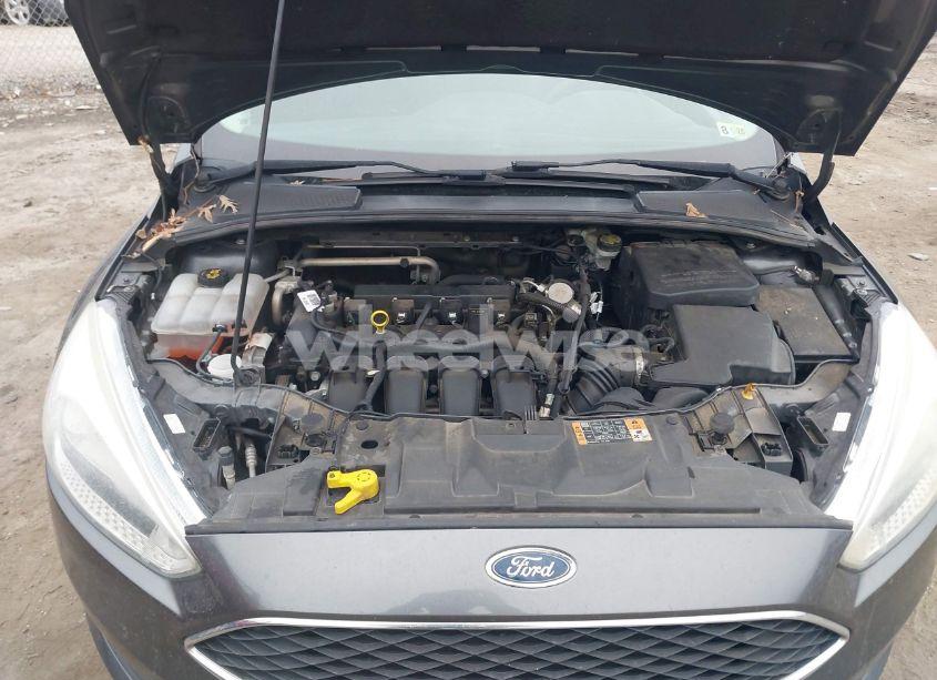 Photo 10 of 2016 Ford Focus SE (VIN 1FADP3F20GL343168)