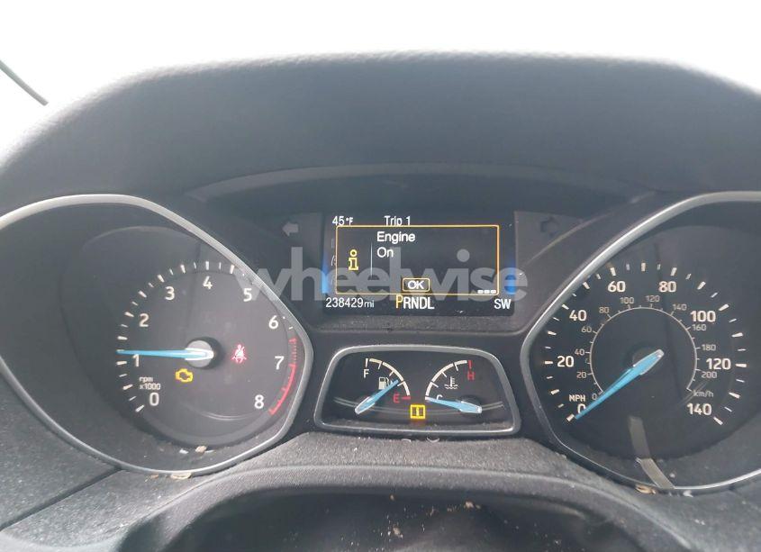 Photo 7 of 2016 Ford Focus SE (VIN 1FADP3F20GL343168)