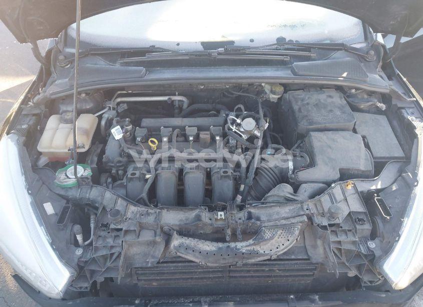 Photo 10 of 2016 Ford Focus SE (VIN 1FADP3F20GL345292)