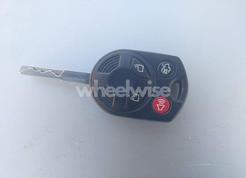 Photo 11 of 2016 Ford Focus SE (VIN 1FADP3F20GL345292)