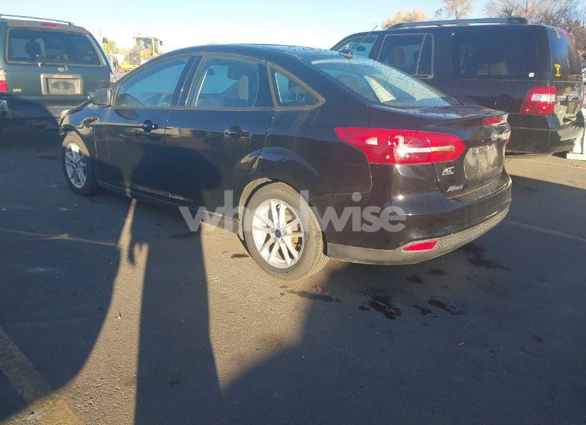 Photo 3 of 2016 Ford Focus SE (VIN 1FADP3F20GL345292)