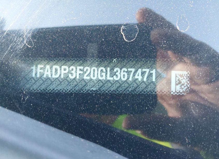 Photo 9 of 2016 Ford Focus SE (VIN 1FADP3F20GL367471)