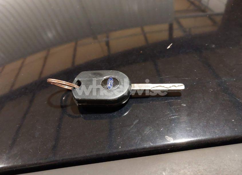 Photo 11 of 2016 Ford Focus SE (VIN 1FADP3F20GL386568)