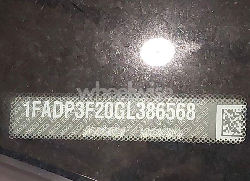 Photo 9 of 2016 Ford Focus SE (VIN 1FADP3F20GL386568)