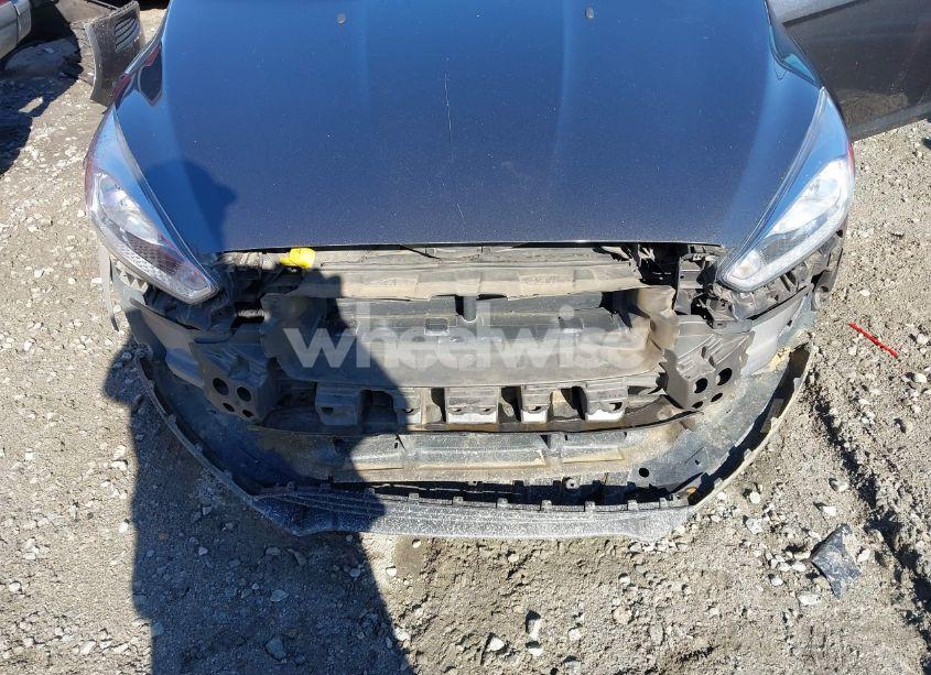 Photo 6 of 2017 Ford Focus SE (VIN 1FADP3F20HL215191)