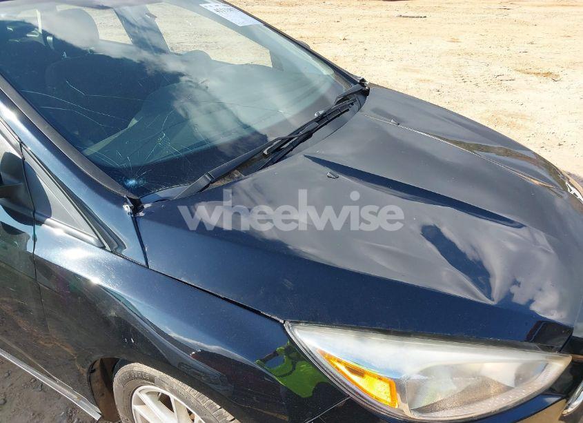 Photo 6 of 2017 Ford Focus SE (VIN 1FADP3F20HL262267)