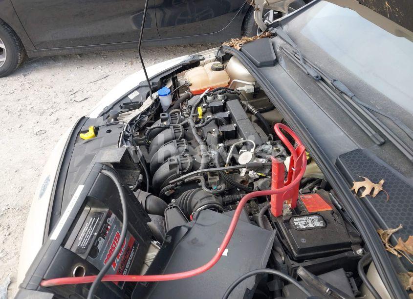 Photo 10 of 2017 Ford Focus SE (VIN 1FADP3F20HL265377)