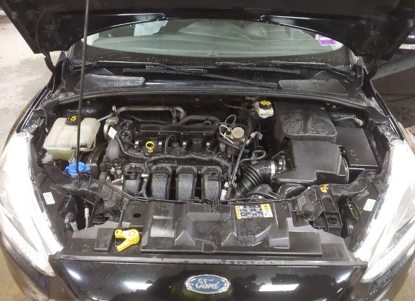 Photo 10 of 2017 Ford Focus SE (VIN 1FADP3F20HL265928)
