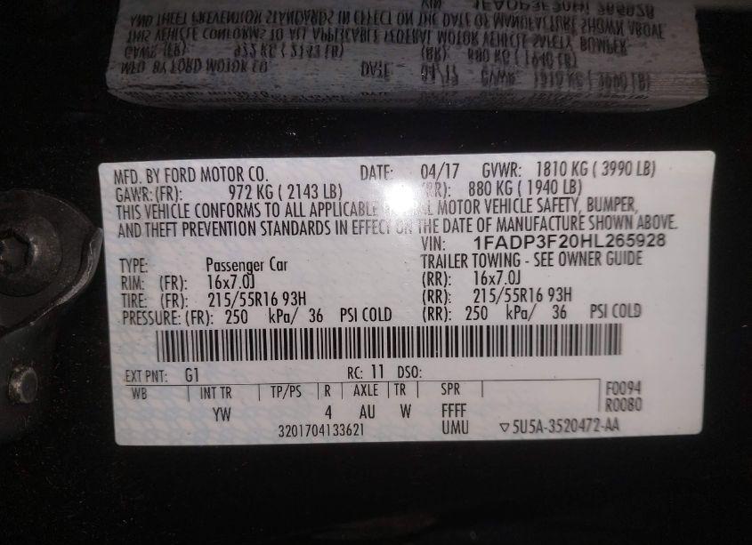 Photo 9 of 2017 Ford Focus SE (VIN 1FADP3F20HL265928)