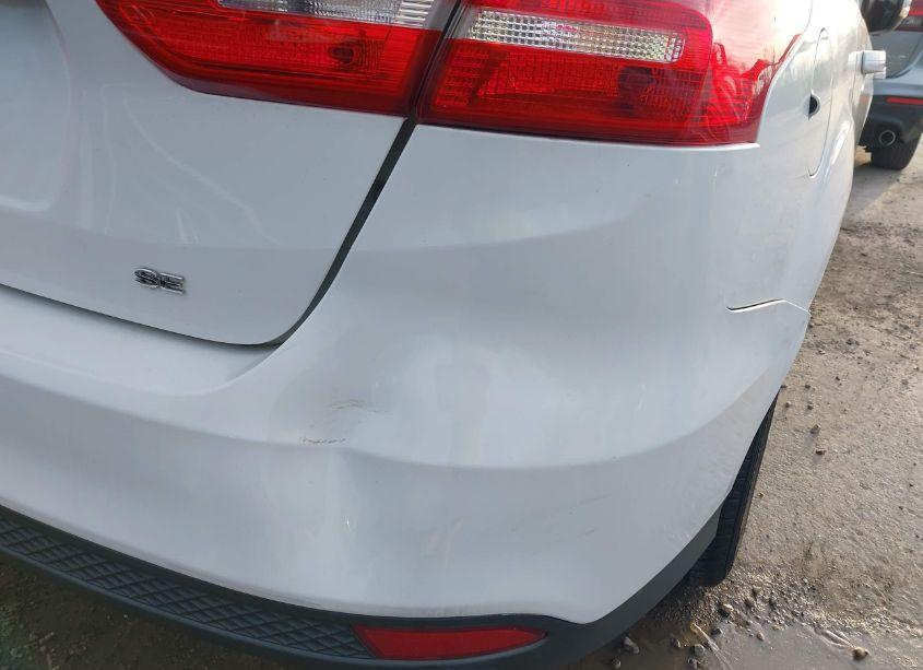 Photo 13 of 2017 Ford Focus SE (VIN 1FADP3F20HL291090)