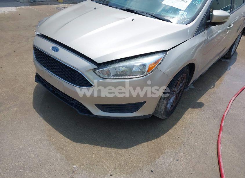 Photo 6 of 2017 Ford Focus SE (VIN 1FADP3F20HL291901)
