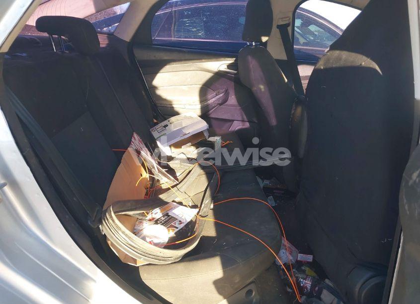 Photo 8 of 2017 Ford Focus SE (VIN 1FADP3F20HL320006)