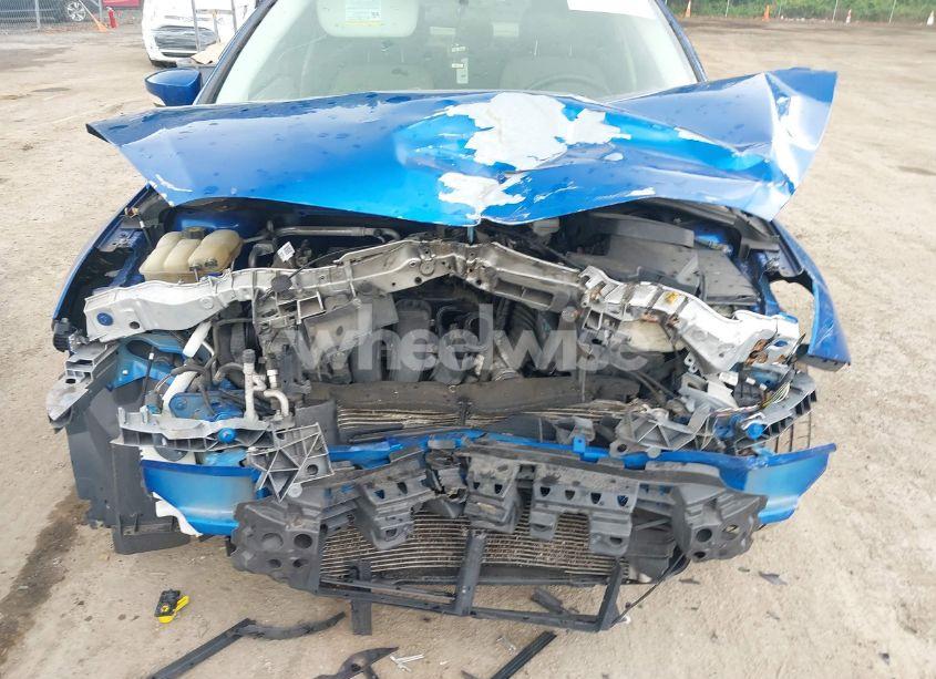 Photo 6 of 2018 Ford Focus SE (VIN 1FADP3F20JL214127)