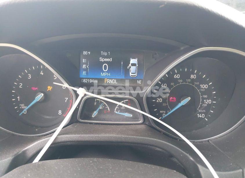 Photo 7 of 2018 Ford Focus SE (VIN 1FADP3F20JL214127)