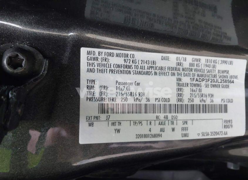 Photo 9 of 2018 Ford Focus SE (VIN 1FADP3F20JL258564)