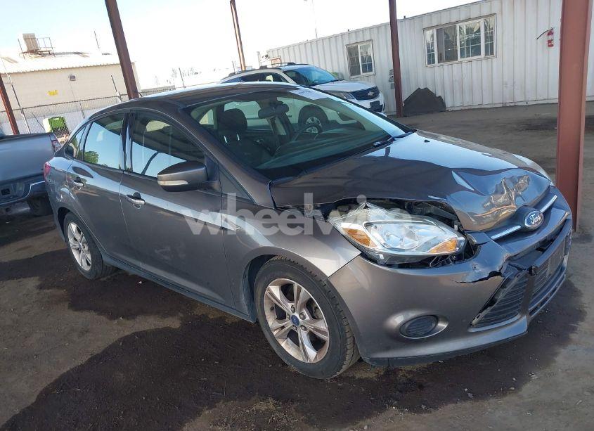 2013 Ford Focus SE (VIN 1FADP3F21DL132248) main photo