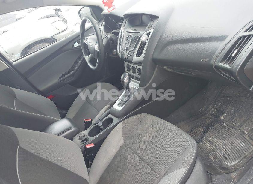 Photo 5 of 2013 Ford Focus SE (VIN 1FADP3F21DL150278)