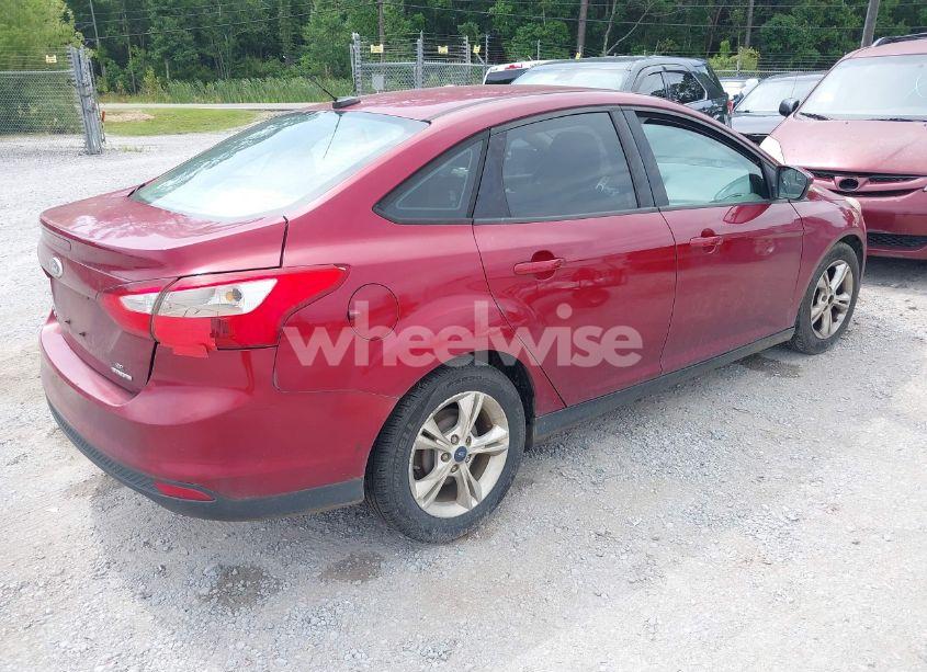 Photo 4 of 2013 Ford Focus SE (VIN 1FADP3F21DL181353)