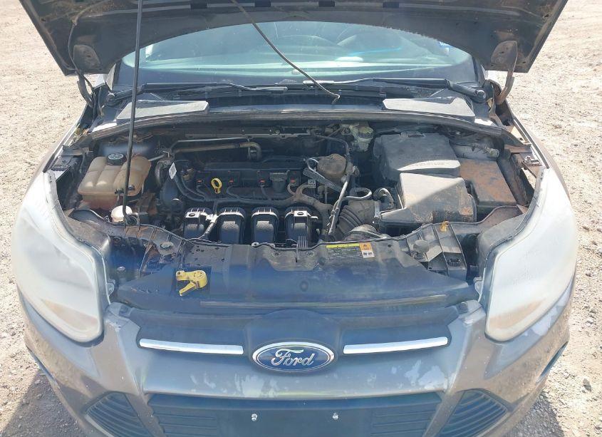 Photo 10 of 2013 Ford Focus SE (VIN 1FADP3F21DL190389)