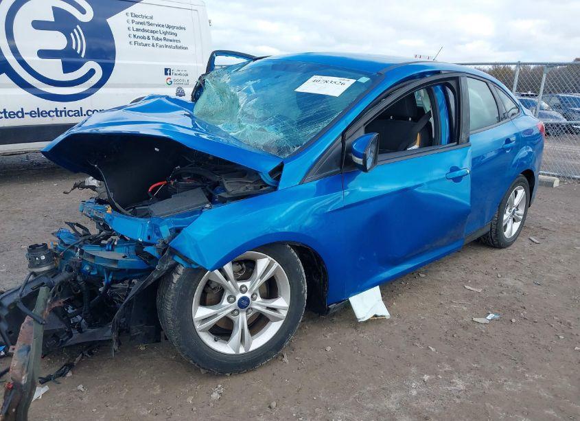 Photo 2 of 2013 Ford Focus SE (VIN 1FADP3F21DL208664)