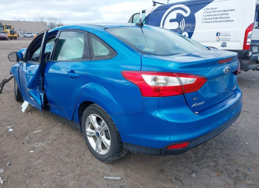 Photo 3 of 2013 Ford Focus SE (VIN 1FADP3F21DL208664)