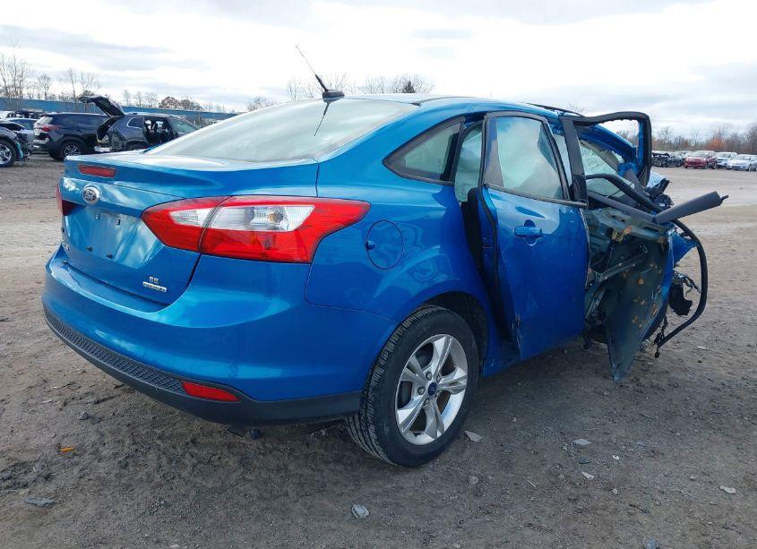 Photo 4 of 2013 Ford Focus SE (VIN 1FADP3F21DL208664)