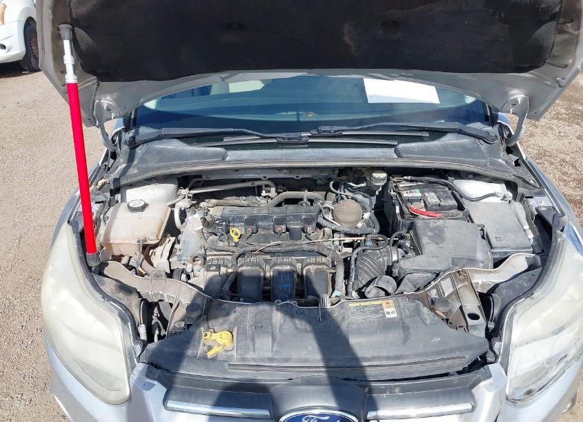 Photo 10 of 2013 Ford Focus SE (VIN 1FADP3F21DL220278)