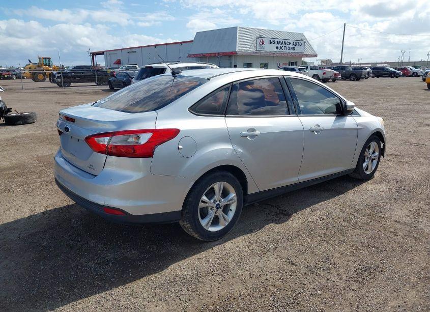 Photo 4 of 2013 Ford Focus SE (VIN 1FADP3F21DL220278)