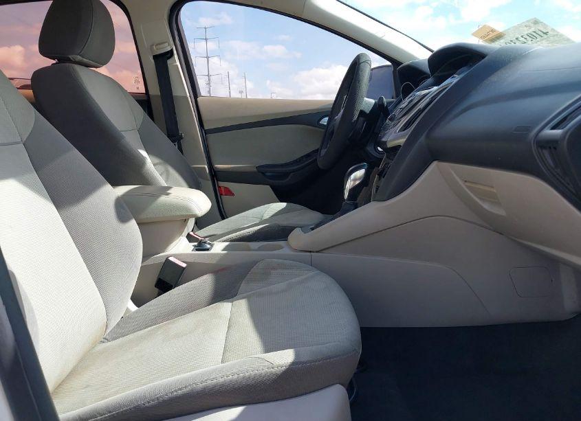 Photo 5 of 2013 Ford Focus SE (VIN 1FADP3F21DL220278)