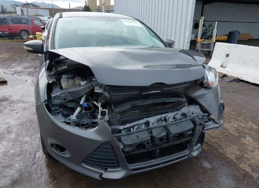 Photo 6 of 2013 Ford Focus SE (VIN 1FADP3F21DL222788)