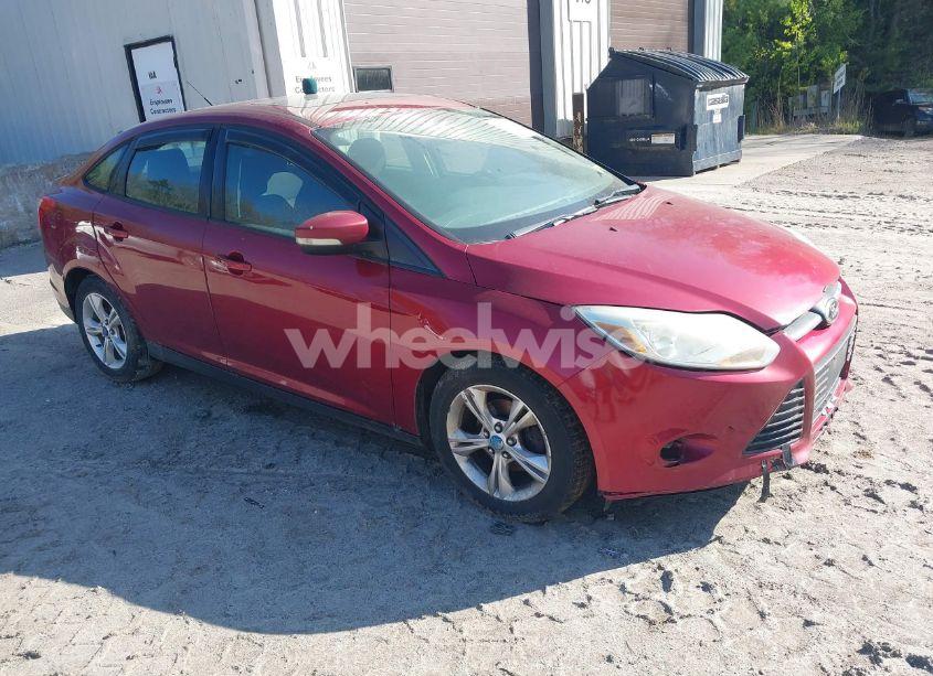 2013 Ford Focus SE (VIN 1FADP3F21DL229871) main photo