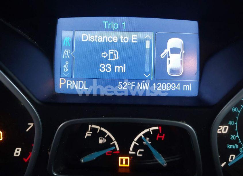 Photo 16 of 2013 Ford Focus SE (VIN 1FADP3F21DL250445)