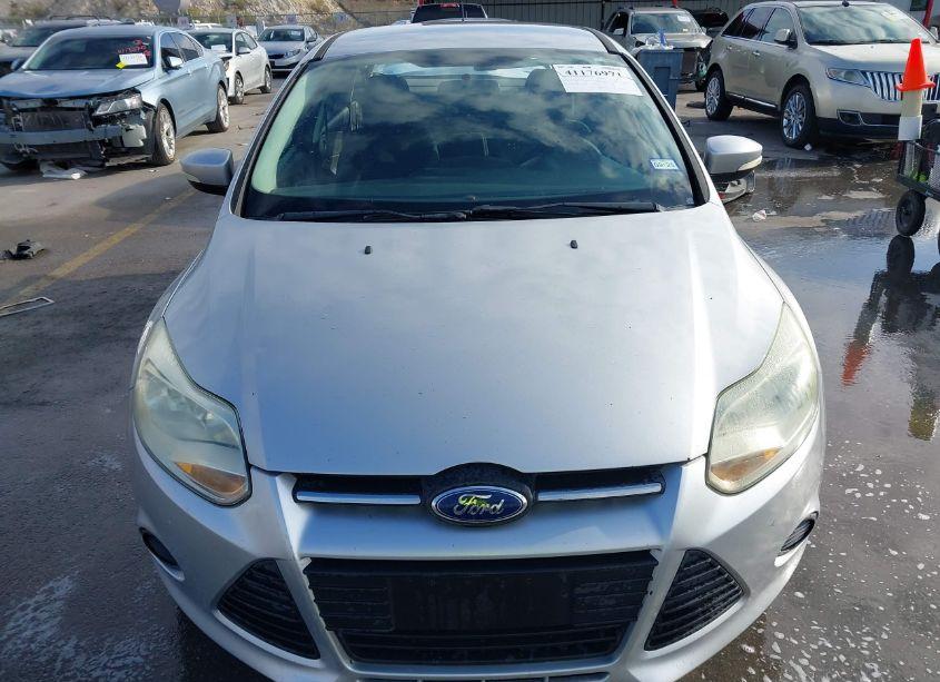 Photo 13 of 2013 Ford Focus SE (VIN 1FADP3F21DL271750)