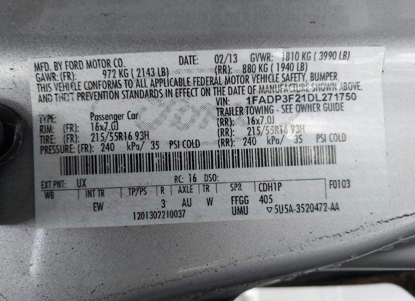 Photo 9 of 2013 Ford Focus SE (VIN 1FADP3F21DL271750)