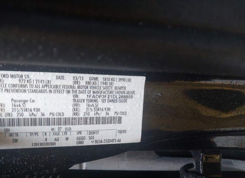 Photo 9 of 2013 Ford Focus SE (VIN 1FADP3F21DL288855)