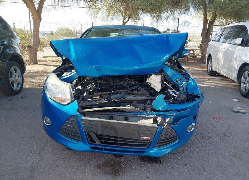 Photo 12 of 2013 Ford Focus SE (VIN 1FADP3F21DL303497)