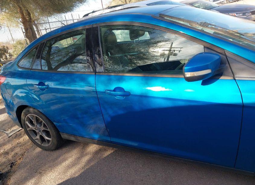 Photo 13 of 2013 Ford Focus SE (VIN 1FADP3F21DL303497)