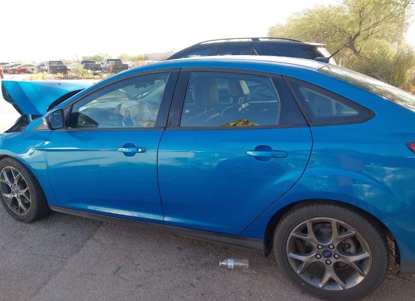 Photo 14 of 2013 Ford Focus SE (VIN 1FADP3F21DL303497)