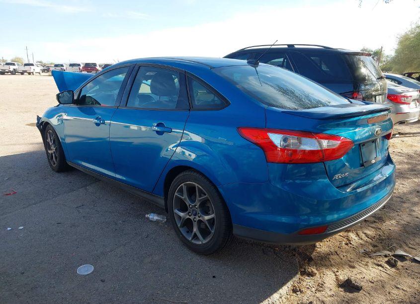 Photo 3 of 2013 Ford Focus SE (VIN 1FADP3F21DL303497)