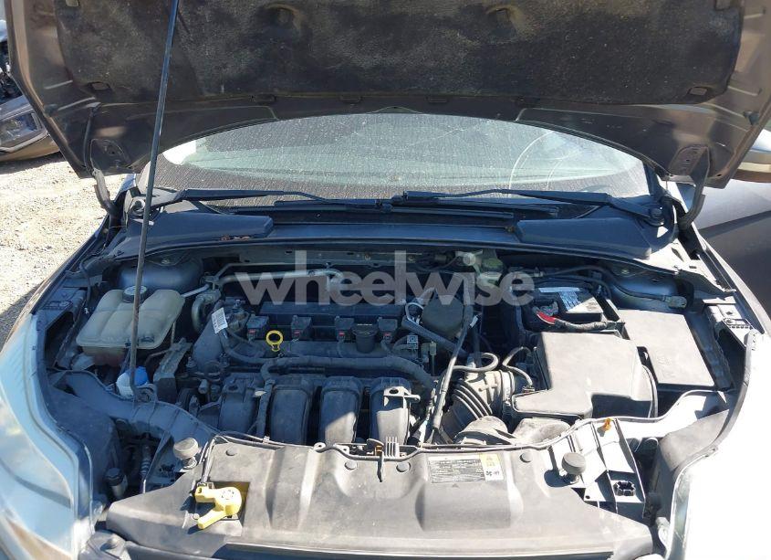 Photo 10 of 2013 Ford Focus SE (VIN 1FADP3F21DL326620)