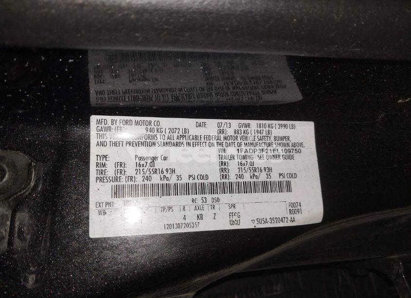 Photo 9 of 2014 Ford Focus SE (VIN 1FADP3F21EL109750)