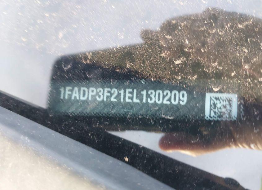 Photo 9 of 2014 Ford Focus SE (VIN 1FADP3F21EL130209)