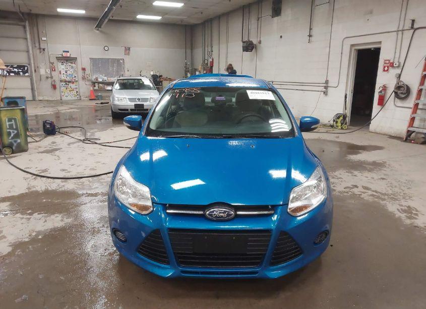 Photo 13 of 2014 Ford Focus SE (VIN 1FADP3F21EL178342)