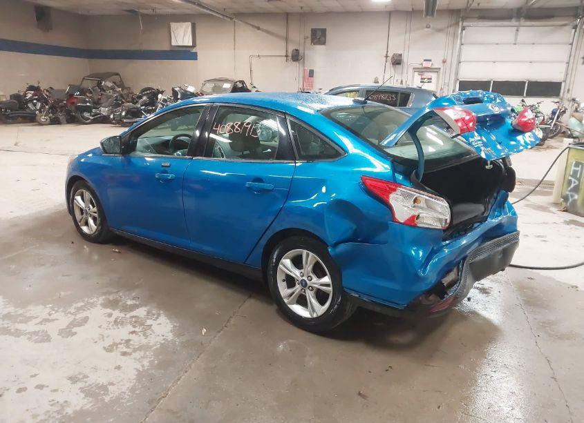 Photo 3 of 2014 Ford Focus SE (VIN 1FADP3F21EL178342)