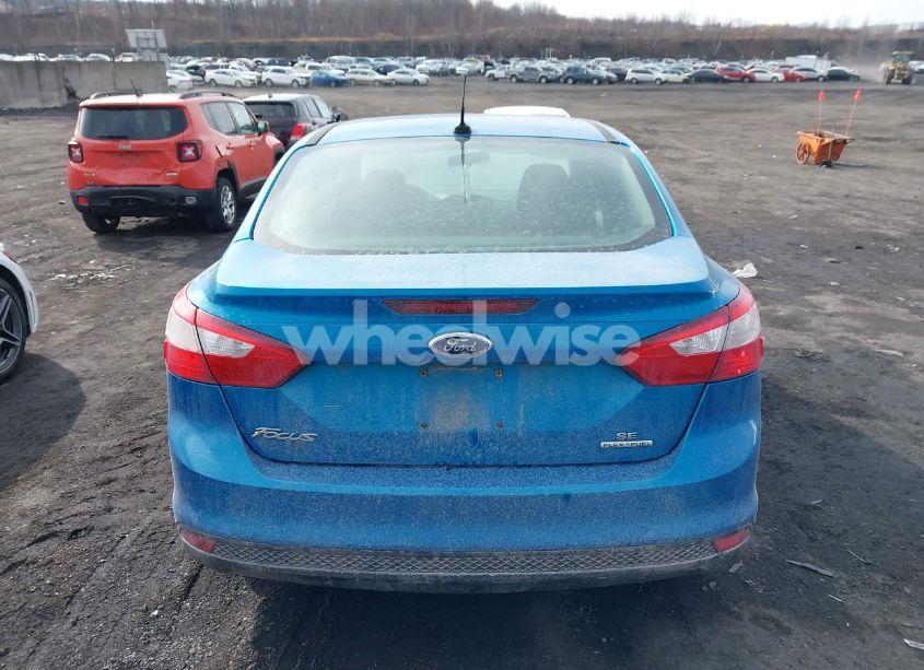Photo 16 of 2014 Ford Focus SE (VIN 1FADP3F21EL180995)