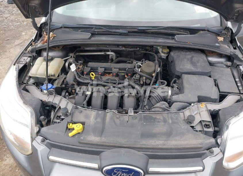 Photo 10 of 2014 Ford Focus SE (VIN 1FADP3F21EL193164)