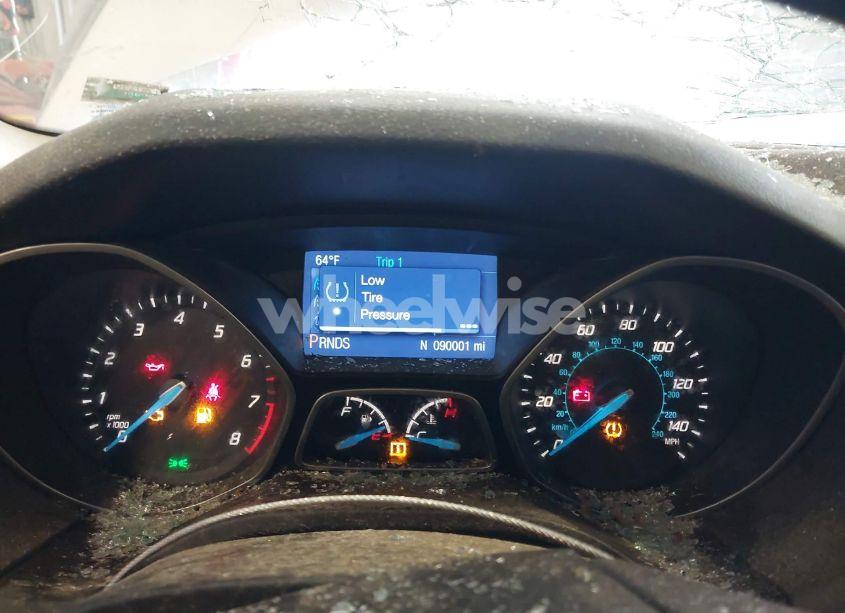 Photo 7 of 2014 Ford Focus SE (VIN 1FADP3F21EL195951)