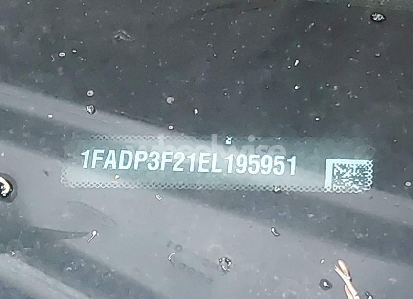 Photo 9 of 2014 Ford Focus SE (VIN 1FADP3F21EL195951)