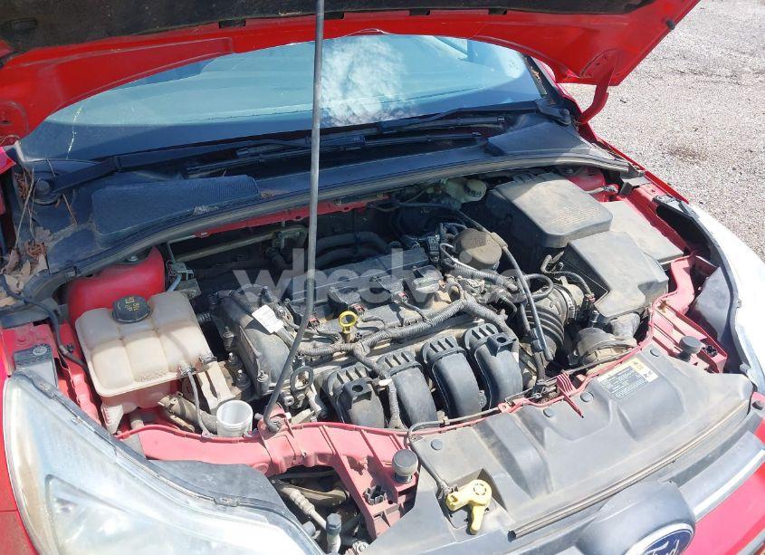 Photo 14 of 2014 Ford Focus SE (VIN 1FADP3F21EL196436)