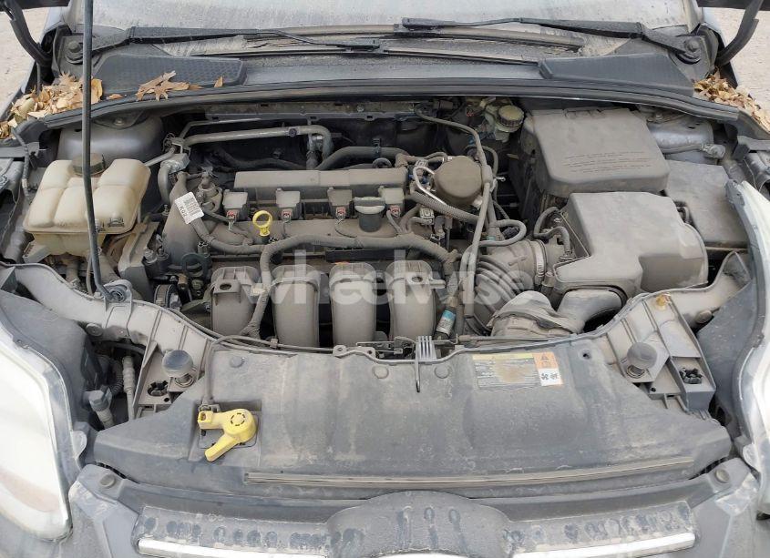 Photo 10 of 2014 Ford Focus SE (VIN 1FADP3F21EL218242)